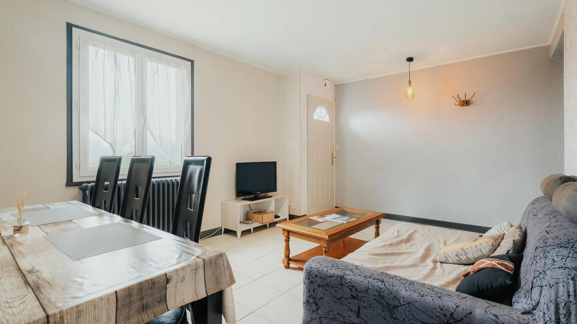 Holiday home Charmante Maison Neo-Bretonne Plumaudan France